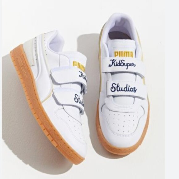 Athletic_Shoes